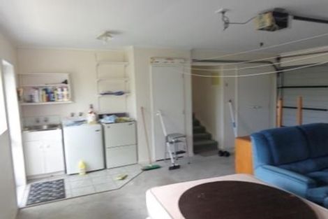 Photo of property in 6 Lantana Road, Green Bay, Auckland, 0604