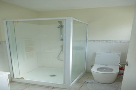 Photo of property in 822 Beach Road, Browns Bay, Auckland, 0630