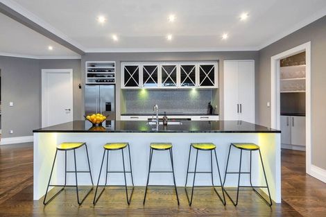 Photo of property in 23 Meteor Place, Schnapper Rock, Auckland, 0632