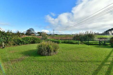 Photo of property in 2/12 Miro Street, Helensville, 0800
