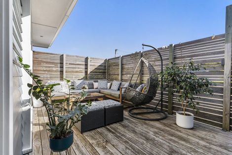 Photo of property in 10 Patons Road, Howick, Auckland, 2014