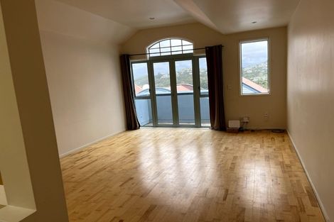 Photo of property in 12/93a Kelburn Parade, Kelburn, Wellington, 6012