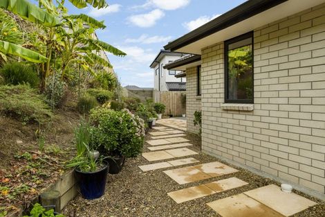 Photo of property in 12 Winspear Place, Omokoroa, 3114