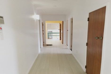 Photo of property in 302 Royal Road, Massey, Auckland, 0614