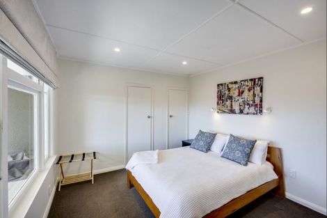 Photo of property in 16 Tauroa Road, Havelock North, 4130