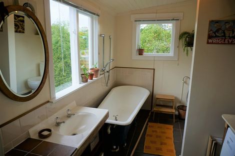 Photo of property in 8 Harington Point Road, Portobello, Dunedin, 9014