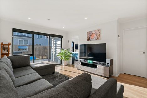 Photo of property in 16 Waka Ama Road, Karaka, Papakura, 2113