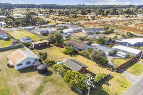 Photo of property in 29 Tuiti Street, Hokio Beach, Levin, 5571