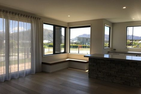 Photo of property in 38 Westview Road, Wanaka, 9305