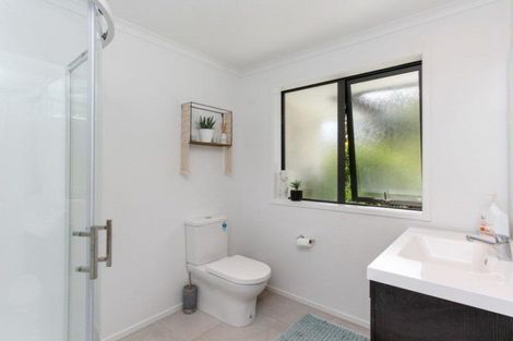 Photo of property in 18 Rotokare Crescent, Whalers Gate, New Plymouth, 4310
