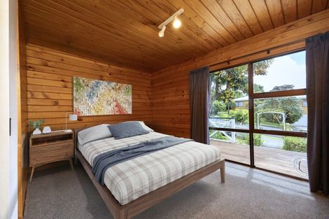 Photo of property in 62 Rhinevale Close, Henderson, Auckland, 0612