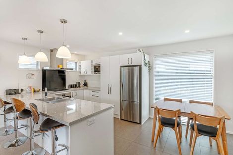 Photo of property in 9 Robalan Close, Halswell, Christchurch, 8025