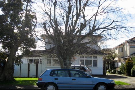 Photo of property in 27 Saint Annes Street, Levin, 5510