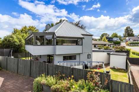 Photo of property in 3 Boundary Road, Waipahihi, Taupo, 3330