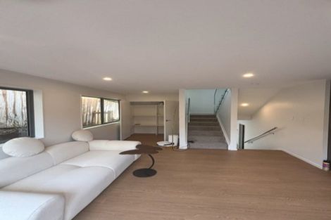 Photo of property in 49e Oaktree Avenue, Browns Bay, Auckland, 0630