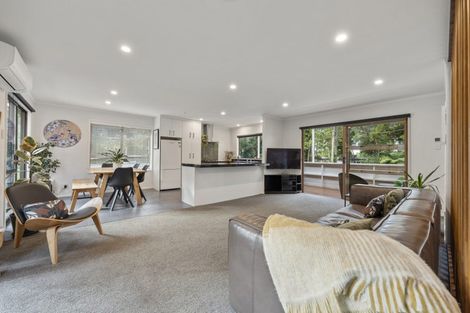 Photo of property in 23 Tainui Road, Titirangi, Auckland, 0604