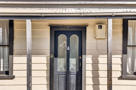 Photo of property in 4 Paradise Road, Napier South, Napier, 4110