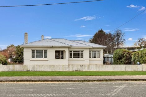 Photo of property in 20 Herbert Street, Gore, 9710