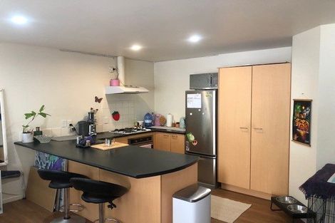 Photo of property in 31 Bronzewing Terrace, Unsworth Heights, Auckland, 0632