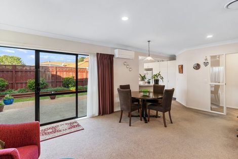 Photo of property in 2/16 Travers Place, Northpark, Auckland, 2013