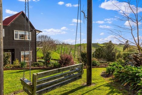 Photo of property in 65 Parrs Road, Hurworth, New Plymouth, 4371