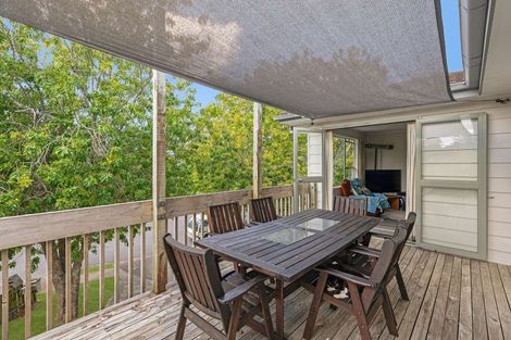 Photo of property in 10 Glucina Place, Glen Eden, Auckland, 0602