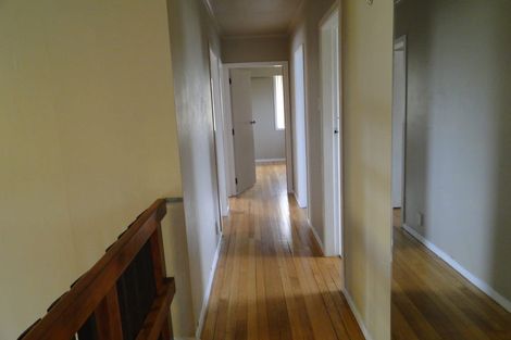 Photo of property in 5 Waverley Avenue, Glenfield, Auckland, 0629