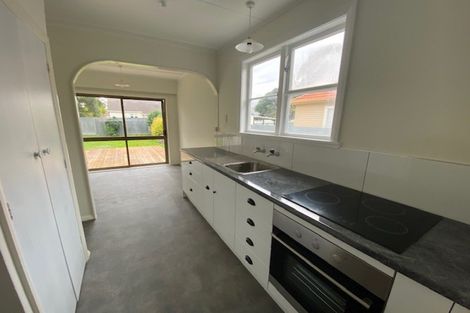 Photo of property in 9 Wharenui Terrace, Roslyn, Palmerston North, 4414