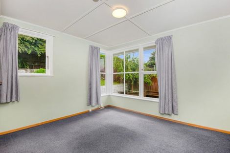 Photo of property in 10 Hanlon Street, Halfway Bush, Dunedin, 9010