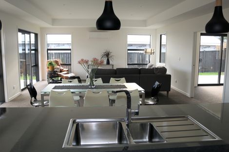 Photo of property in 91 Wingatui Road, Mosgiel, 9024