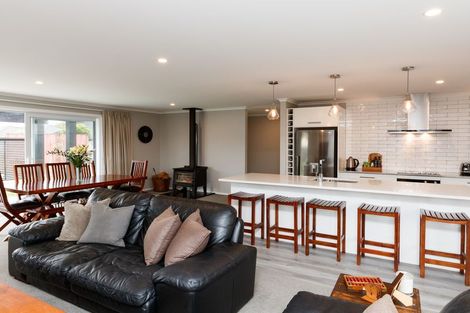 Photo of property in 20 Pegasus Place, Kelvin Grove, Palmerston North, 4414