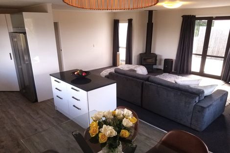 Photo of property in 2 Corric Hill, Torbay, Auckland, 0630