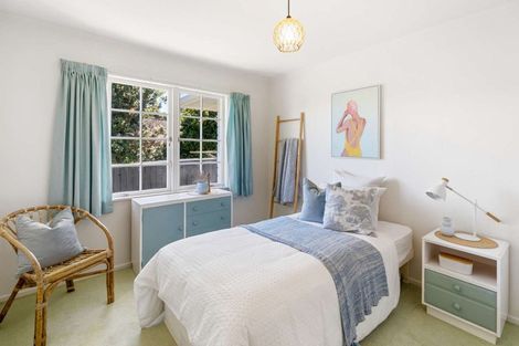 Photo of property in 73 Parkes Avenue, Saint Johns Hill, Whanganui, 4501