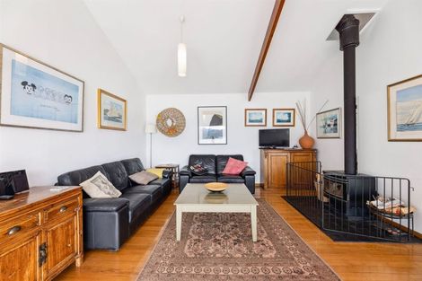 Photo of property in 223 Beach Road, Akaroa, 7520