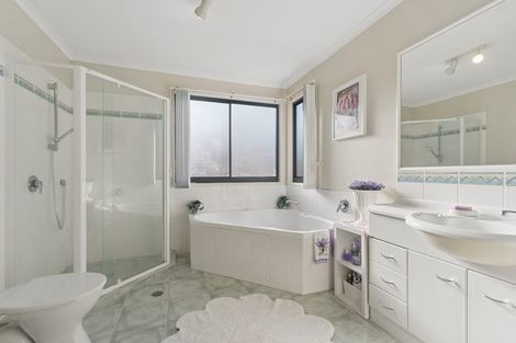 Photo of property in 6c Voyager Drive, Gulf Harbour, Whangaparaoa, 0930