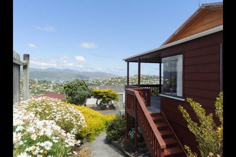 Photo of property in 17 Cobar Close, Maupuia, Wellington, 6022