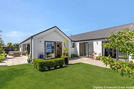 Photo of property in 17 Churchill Drive, Rangiora, 7400