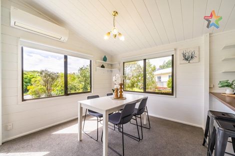 Photo of property in 22 Whitechapel Grove, Stokes Valley, Lower Hutt, 5019