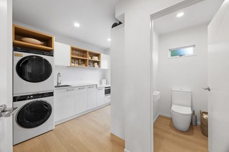 Photo of property in 17 Hillview Place, Wanaka, 9305