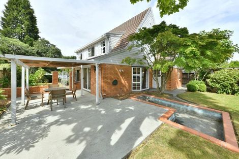 Photo of property in 11 Guinness Crescent, Ilam, Christchurch, 8041