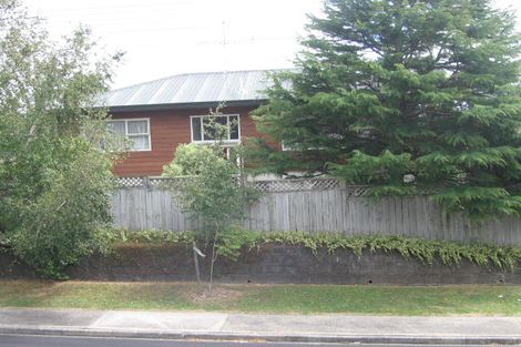 Photo of property in 2/80 Archers Road, Glenfield, Auckland, 0629
