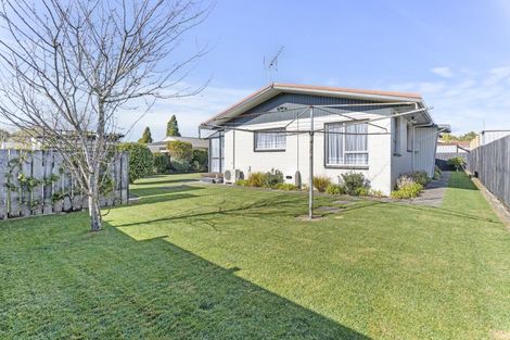 Photo of property in 10b Kauri Street, Inglewood, 4330