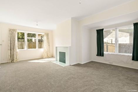 Photo of property in 2/41 Greenslade Crescent, Northcote, Auckland, 0627