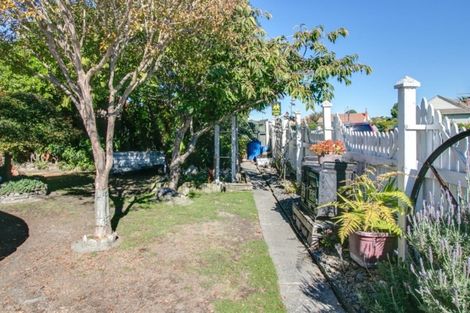 Photo of property in 76 Latham Street, Marewa, Napier, 4110