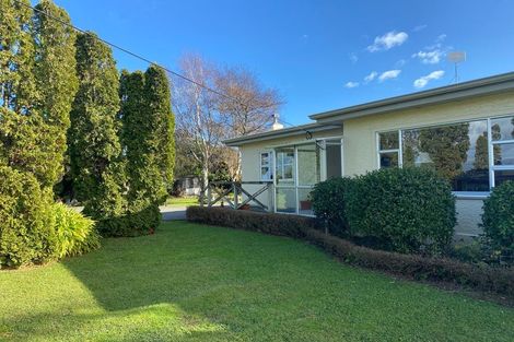 Photo of property in 564 No 1 Line, Longburn, Palmerston North, 4475