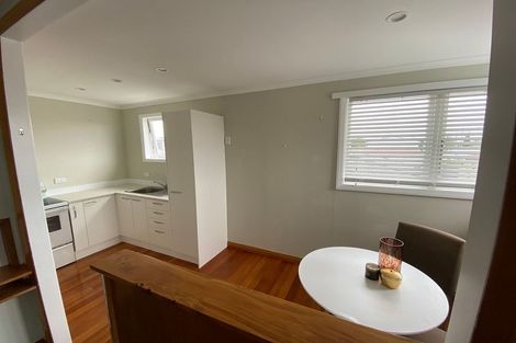 Photo of property in 49 Meeanee Road, Taradale, Napier, 4112