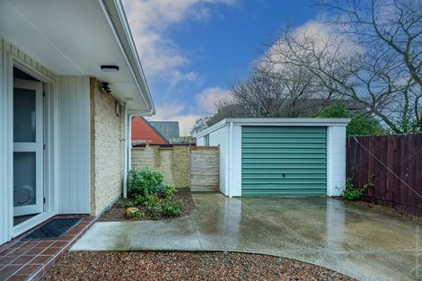 Photo of property in 16b Broadfell Avenue, Avonhead, Christchurch, 8042