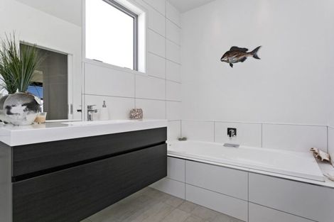 Photo of property in 8 Kotare Grove, Cambridge, 3434