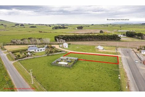 Photo of property in 8 Bolton Street, Orepuki, Riverton, 9881