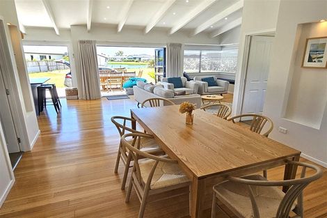 Photo of property in 133 Harbour Drive, Matarangi, Whitianga, 3592